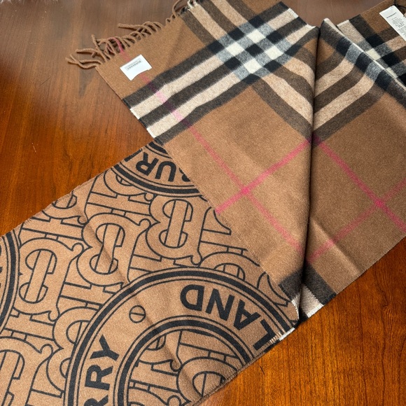 Burberry Cashmere Giant Check Scarf - Birch Brown - Picture 2 of 4